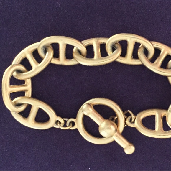 EUC Bold and Chunky Goldtone Bracelet - Picture 2 of 3